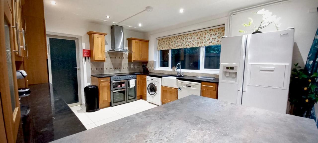 Amara House, Cambridge Villa ภายนอก รูปภาพ