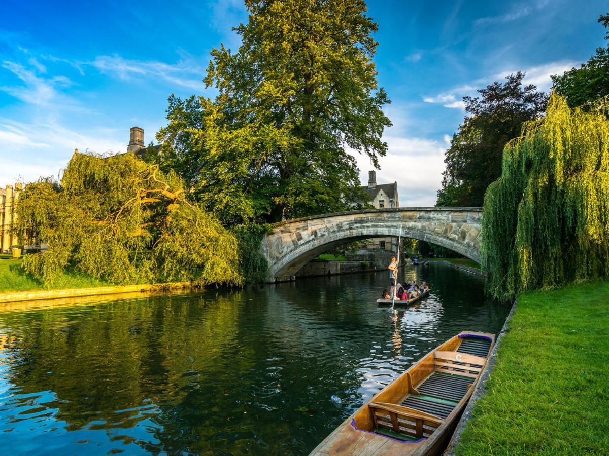 Amara House, Cambridge Villa ภายนอก รูปภาพ