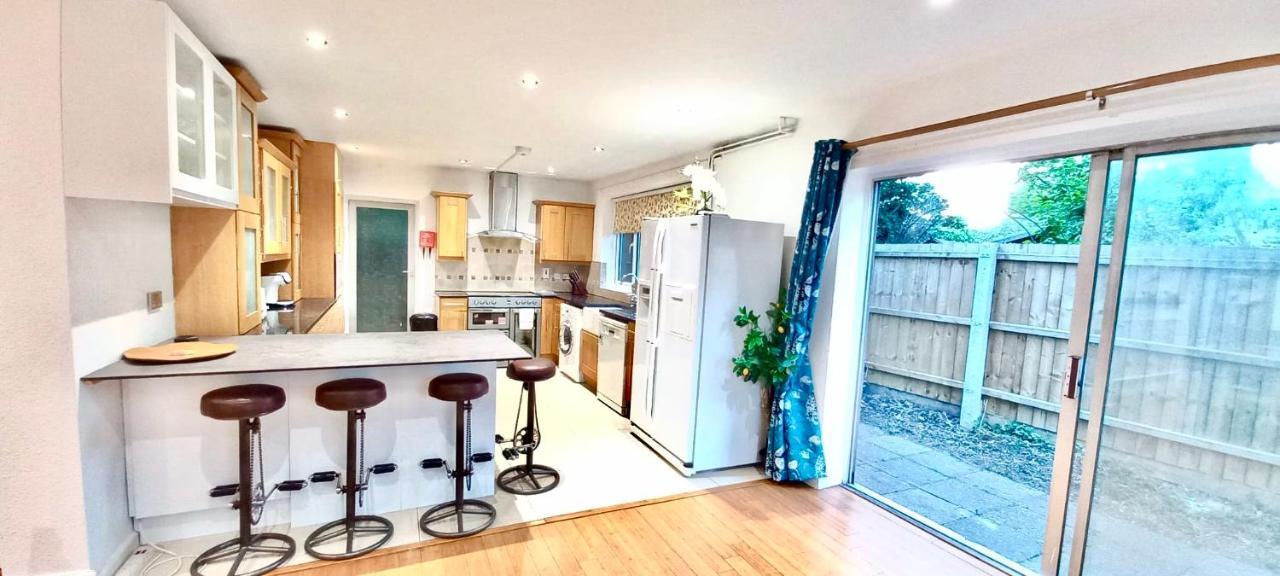 Amara House, Cambridge Villa ภายนอก รูปภาพ